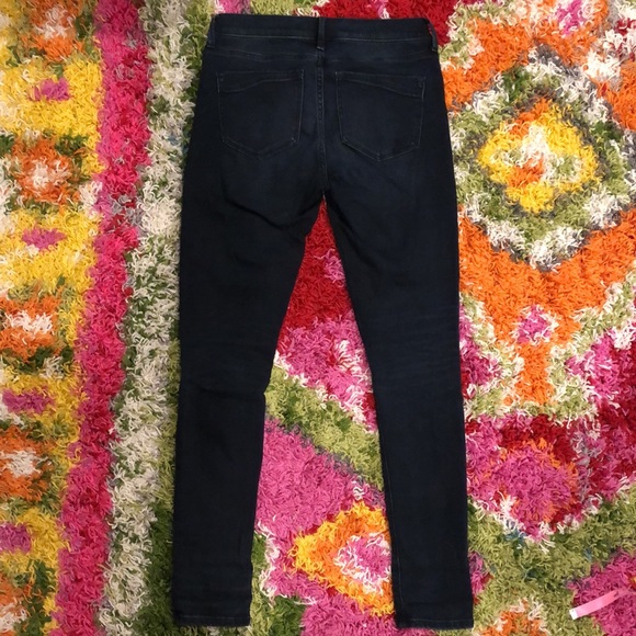 Express Mid-Rise Jean Leggings, size 6R - Picture 6 of 10